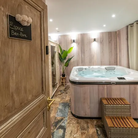 Appartement La Touraque By Evasion Riviera, Vieil Antibes, Remparts *